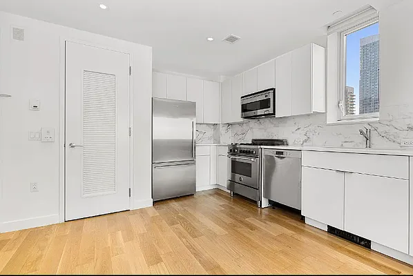 Rented by Compass | media 2