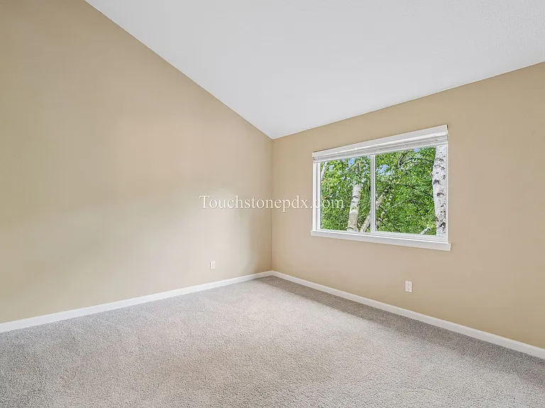 9977 SE Talbert St — Photo 19