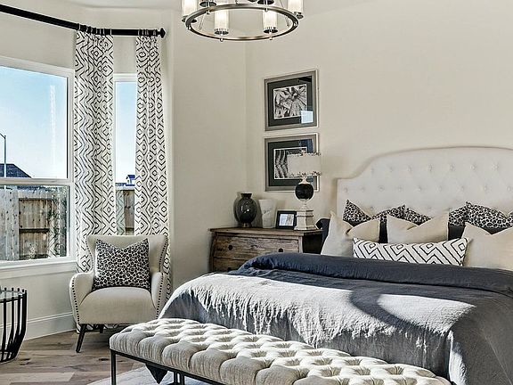 Plan 6015 Primary Bedroom