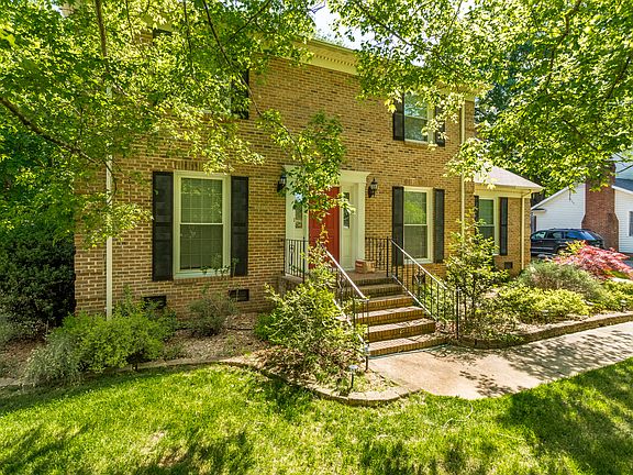 4th image of 7817 Old North Ct