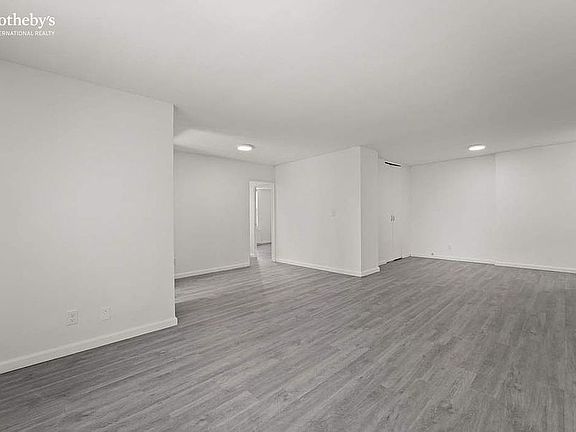 5th image of 4705 Henry Hudson Pkwy #3K