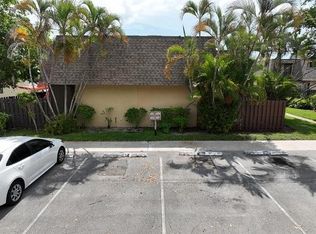 4804 Waterview Cir, Palm Springs, FL 33461