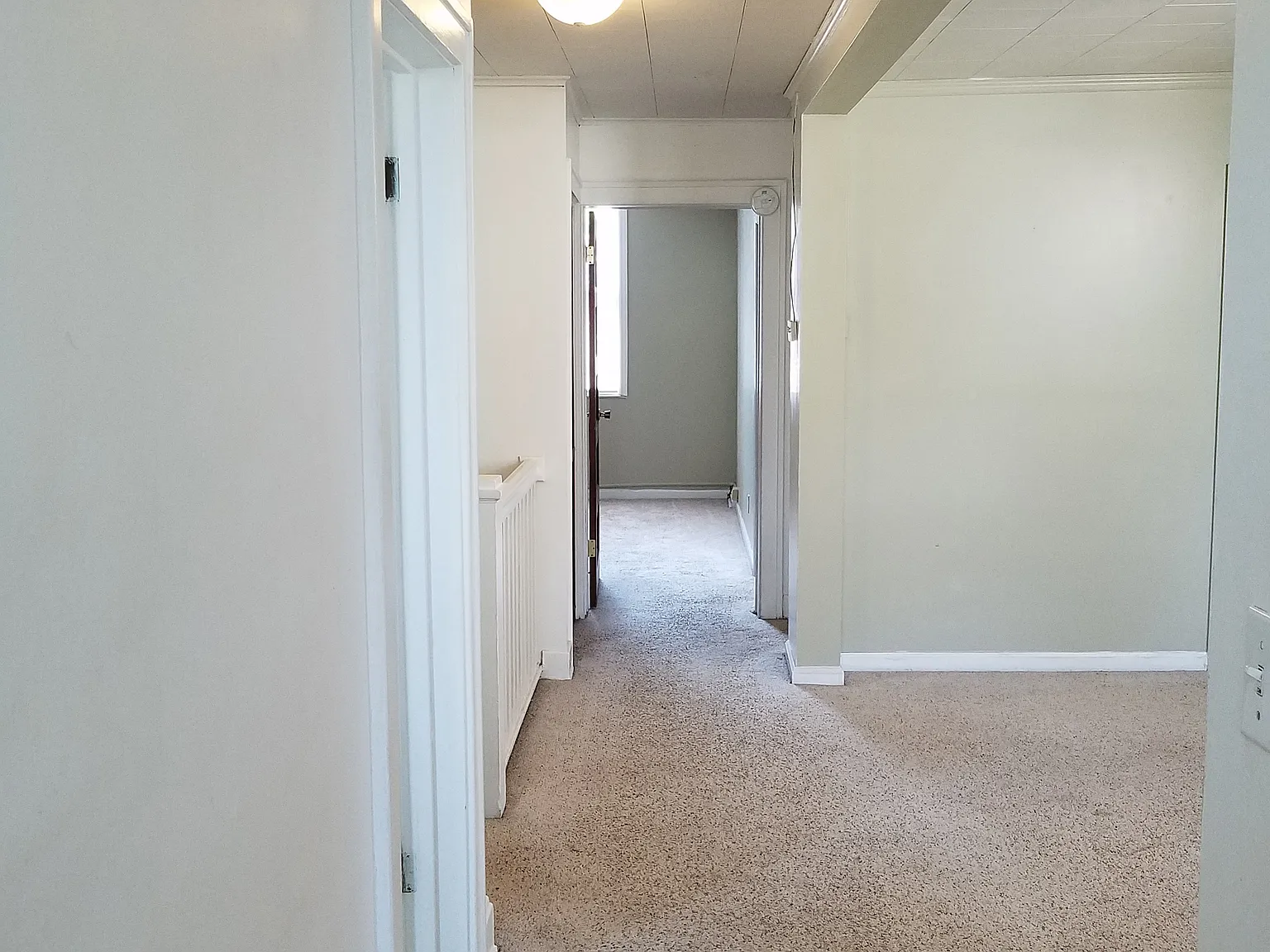 2 bed, 900 sqft, $750 — Photo 2