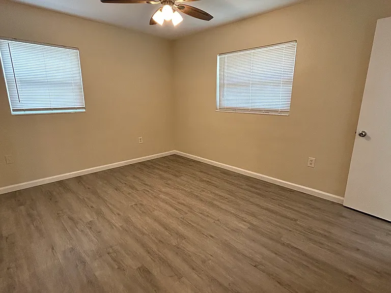 360 Glen Haven Dr — Photo 8