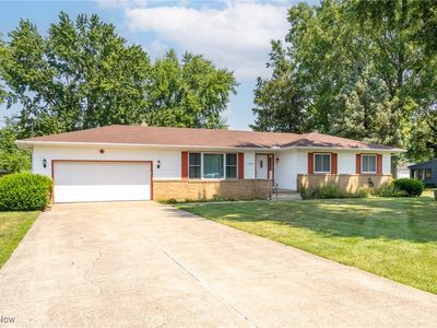 43304 Dellefield Rd, Elyria, OH, 44035