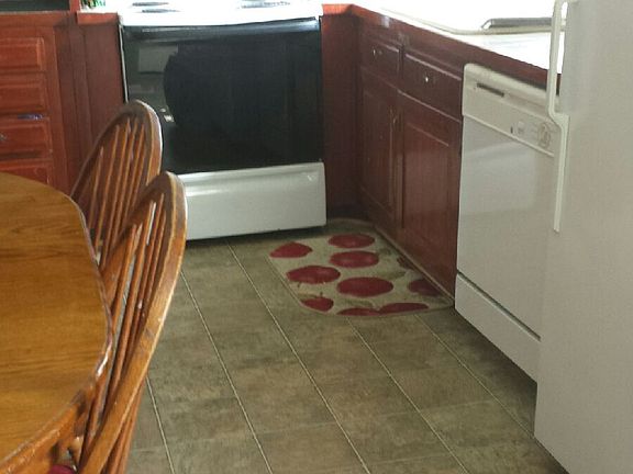 4th image of 213 N Pifer Road