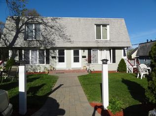 10 Bodfish Pl, Hyannis, MA 02601