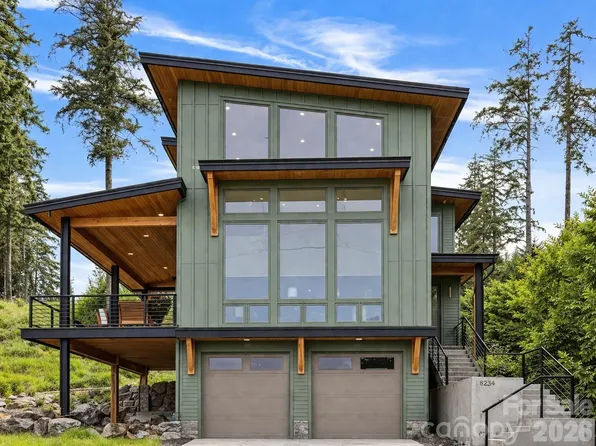 76 Busters Dr, Waynesville, NC 28786