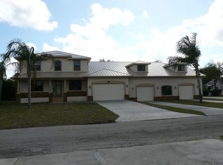 6871 Circle Dr, Fort Myers, FL 33905