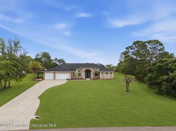 10112 Shortleaf Ct, Weeki Wachee, FL 34613