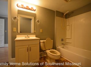 1621 W Atlantic St, Springfield, MO 65803