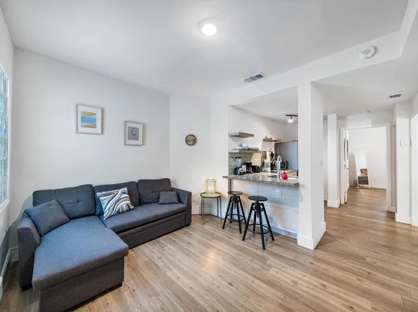 237 38th St, Miami Beach, FL