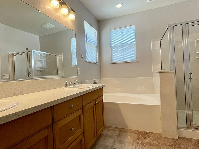3591 Sacramento Dr #19 — Photo 12