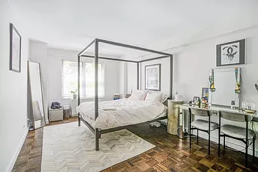 Rented by SP Brokerage Inc