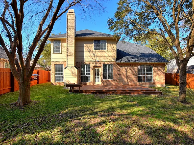 1311 Hunter Ace Way — Photo 32