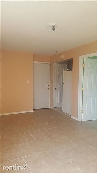 1st image of 14850 Brookville Blvd