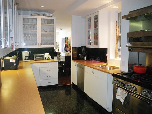 Rented by Stribling | media 18