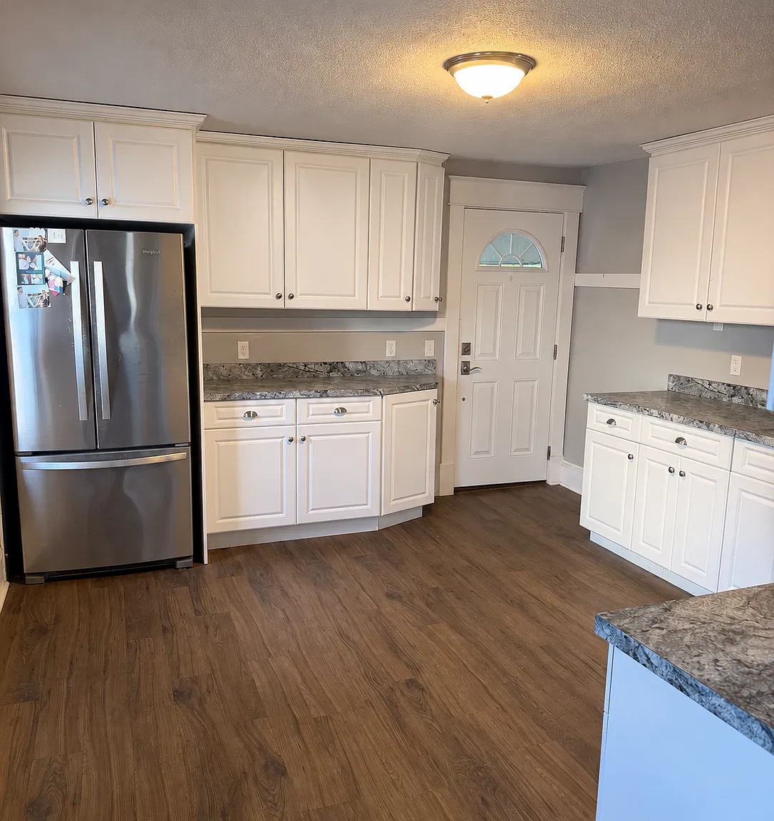 2 bed, 1296 sqft, $1,900 — Photo 2