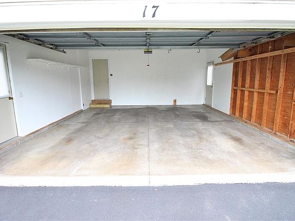2nd image of 17 Foxtail Ln