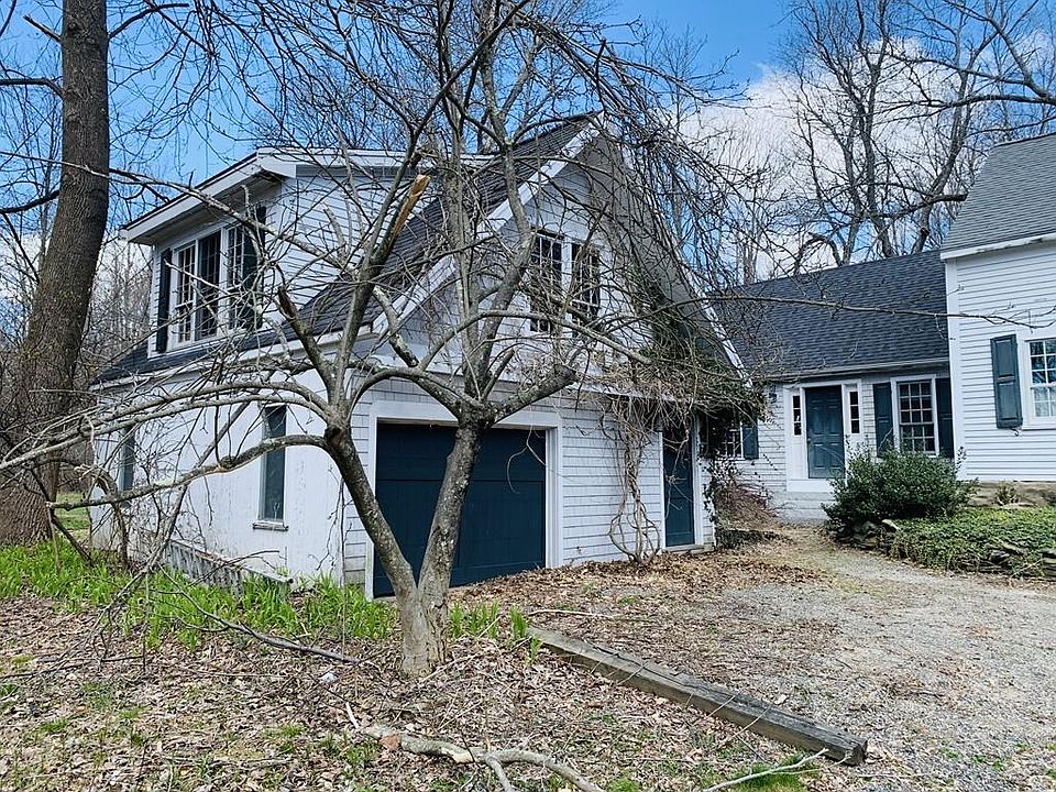 1st image of 25 Bachelor St
