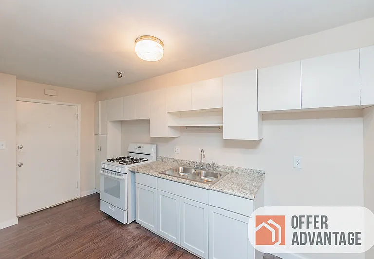 18725 Neff Rd #1 — Photo 3