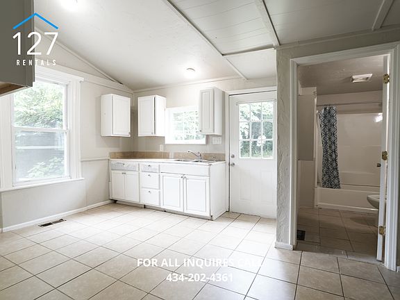5th image of 611 7th St #613