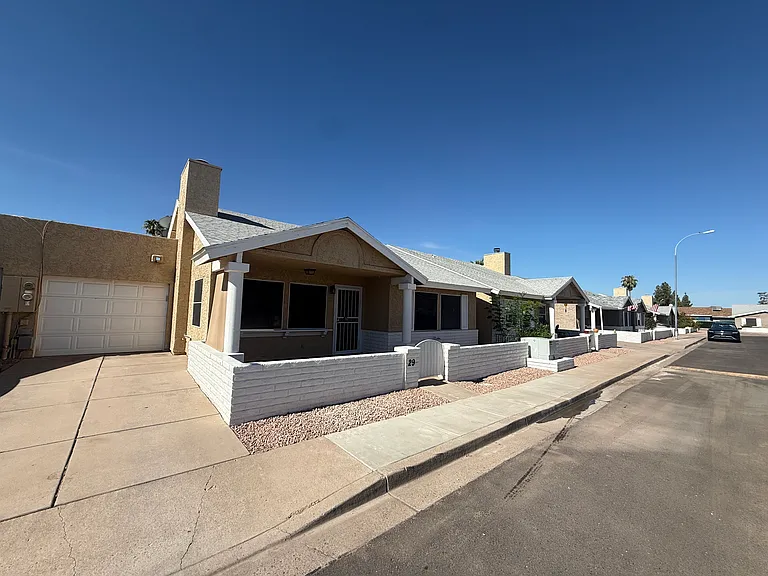 2929 E Broadway Rd #29 — Photo 3