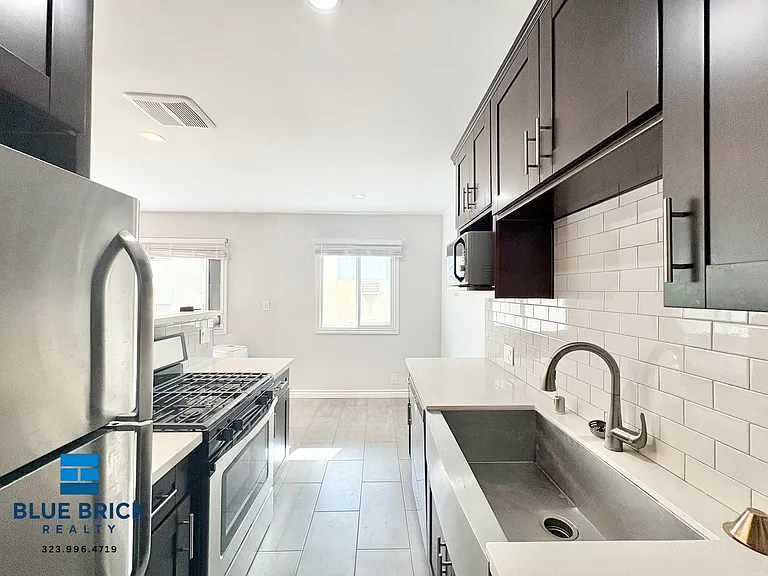1526 Corinth Ave #9 — Photo 7
