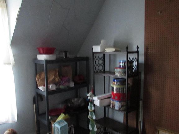 5th image of 2309 N 37th St