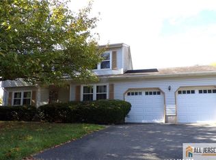 6 Oberman Ln, Monmouth Junction, NJ 08852