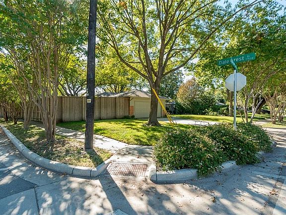 3rd image of 3098 Newcastle Dr