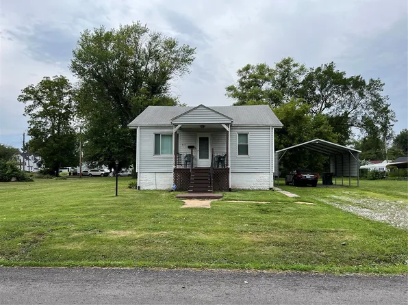 815 N 82nd St, East Saint Louis, IL 62203