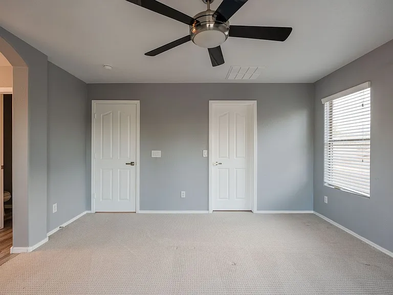 1546 E Nightingale Ln — Photo 47