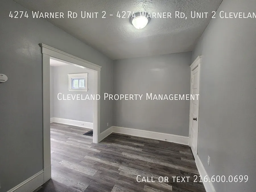 Renovated 2 Bedroom — Photo 4