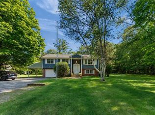 206 Rocky Hill Rd, Scituate, RI 02857