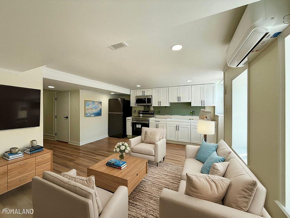 1st image of 110 Nandina St APT A