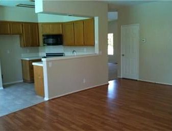 5th image of 41780 Humber Dr