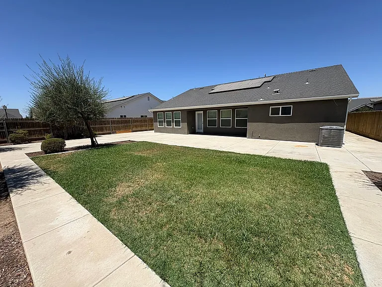 3227 Ferro Ct — Photo 48