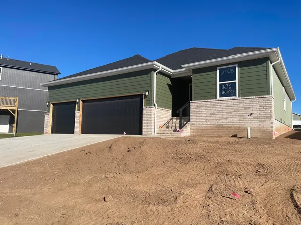 1636 S Burney Place, Republic, MO 65738