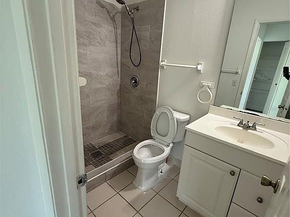 2nd image of 45 Hickory Track Way