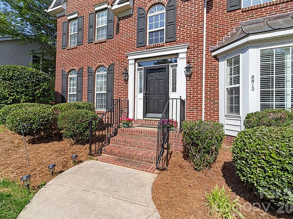 2nd image of 8812 Kingston Forest Dr