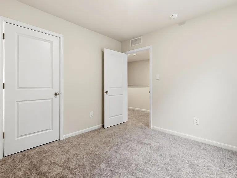 3605 Roselawn Ter — Photo 12