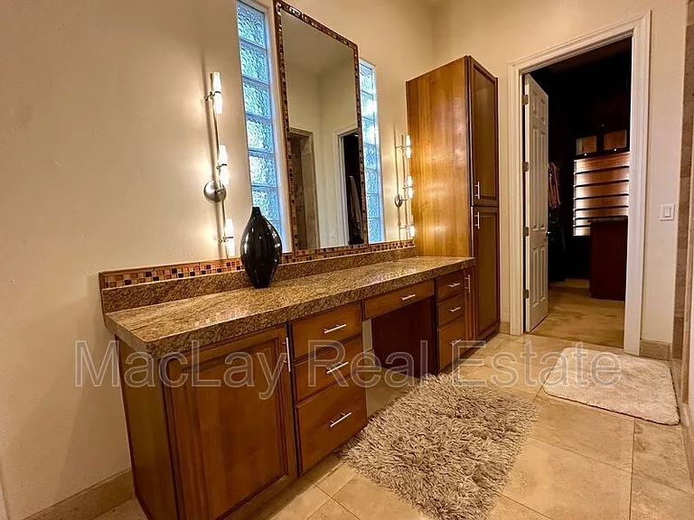 5711 W Linda Ln — Photo 30