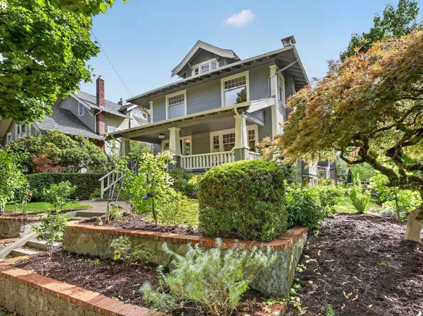 3610 NE Knott St, Portland, OR 97212