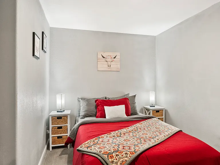 216 N 7th St #B — Photo 15
