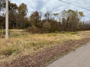 535 Catfish Ln #15, Crump, TN 38327
