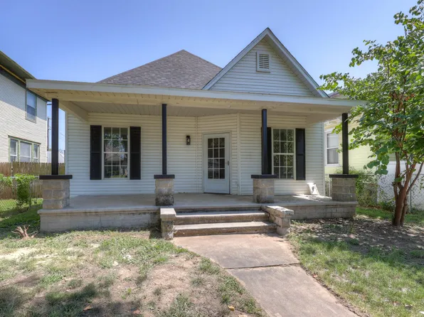 1605 S Pennsylvania Avenue, Joplin, MO 64804