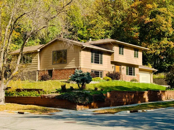 703 Northern Hills Dr NE, Rochester, MN 55906