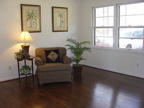 Open and bright den w/ hardwoods