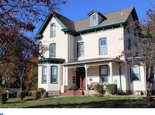 323 E Moreland Ave, Hatboro, PA 19040